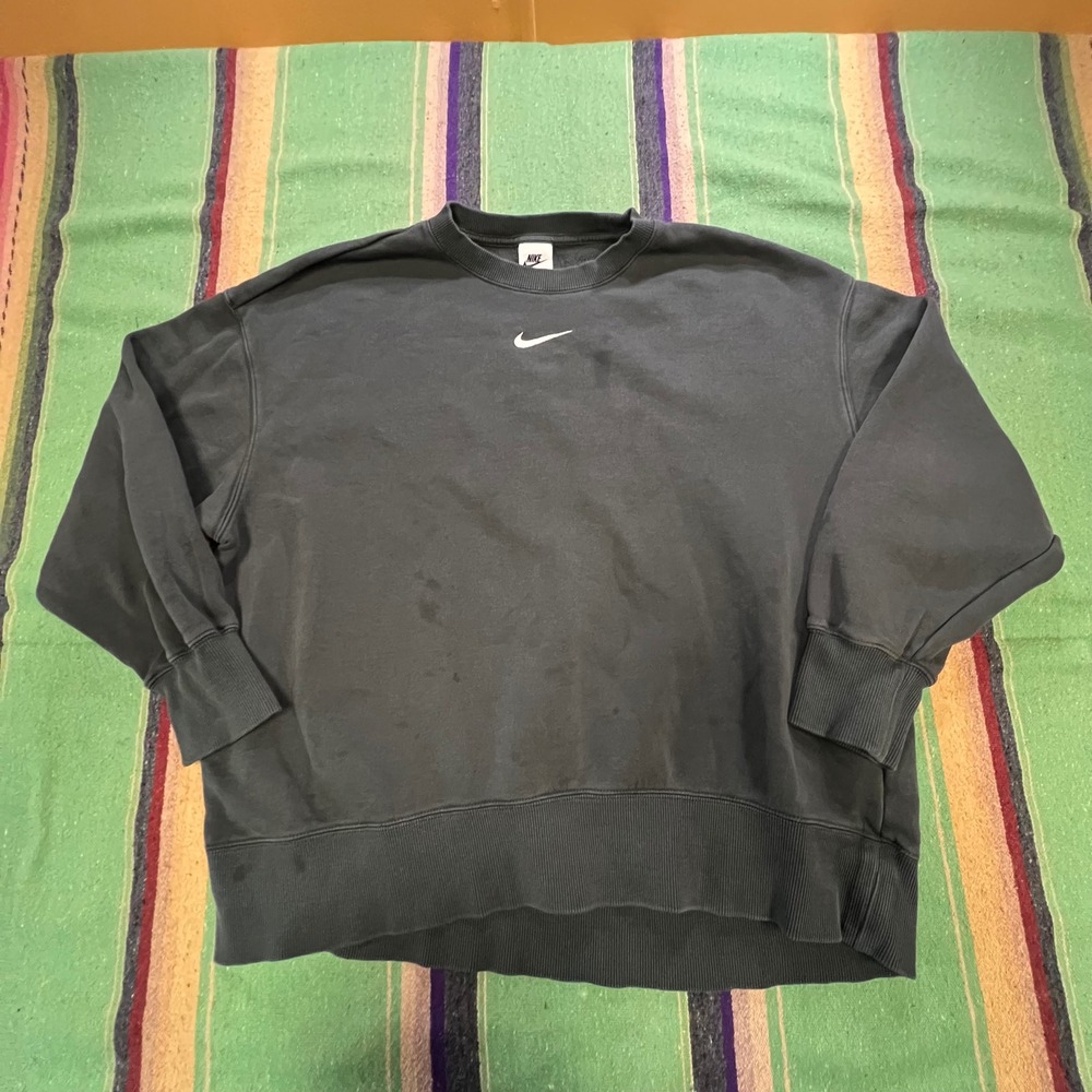 Nike Sweatshirt Mens M Dark Gray Center Swoosh Oversized Fleece Crewneck